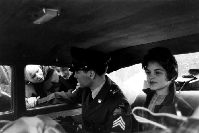 elvis presley leaving the army 16 jpg jpeg