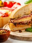 1 sandvis muffuletta shutterstock 1794394744 jpg jpeg