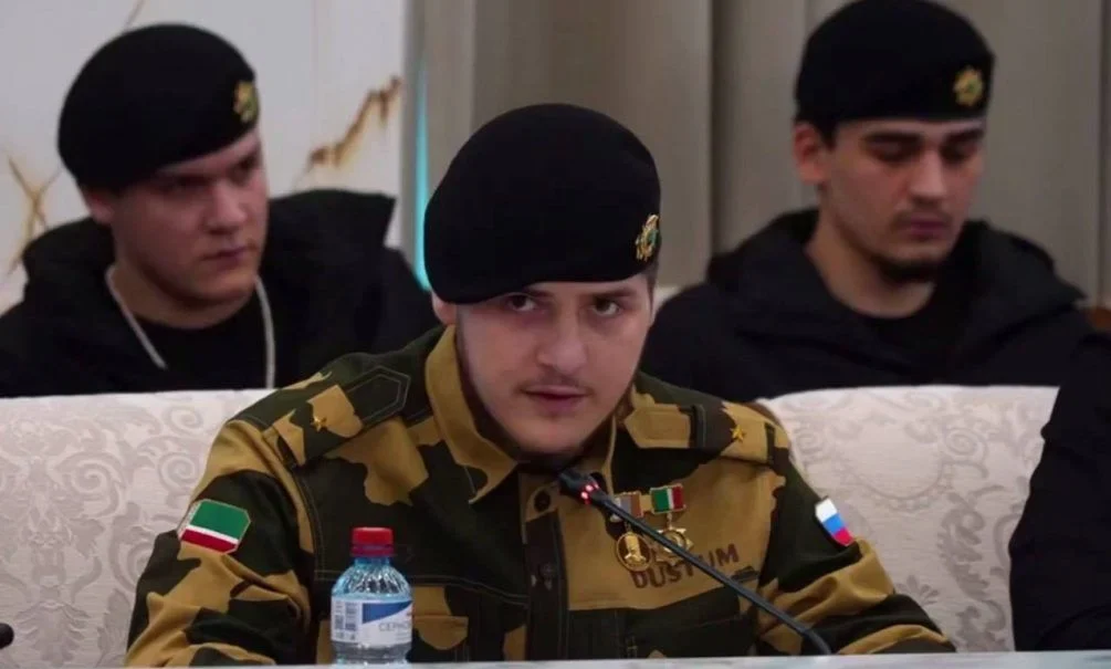Fiul cel mic al lui Ramzan Kadîrov are grad de maior. Adam Kadîrov are doar 18 ani