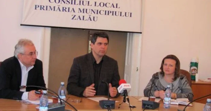 Leontin Băbţan (foto stânga)