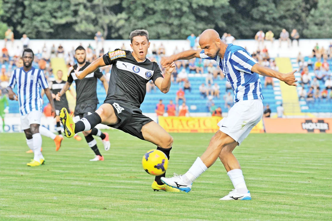 
    Ionuţ Voicu, acum la CSMS Iaşi, va reveni după jocul de mâine, contra Stelei, la Rapid, clubul de care aparţineFoto: Mediafax  
