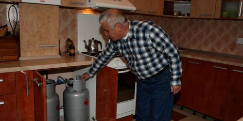 „Viaţa de la bloc nu se compară cu liniştea de la ţară” - Constantin Bucur