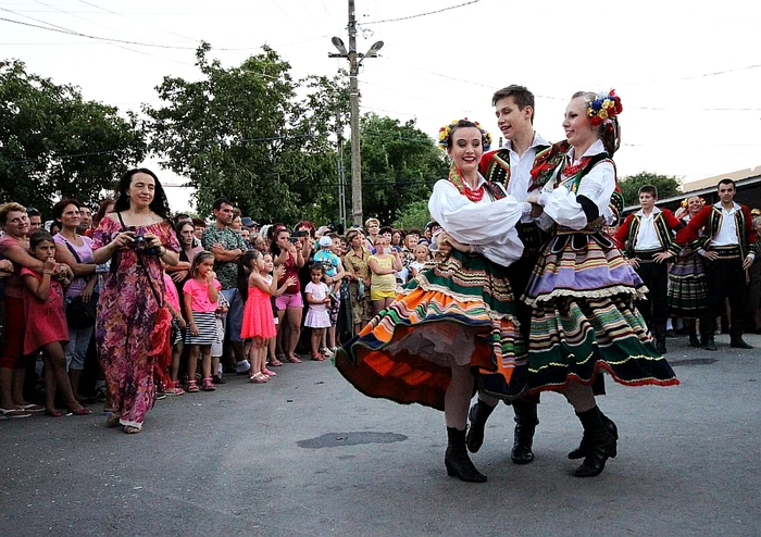 Festival internaţional de Folclor la Şiviţa FOTO Paul Buţă