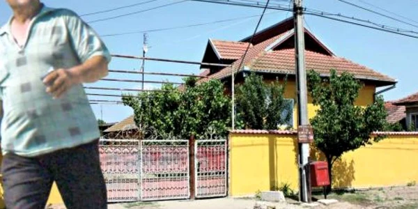 Poştaşul morţilor vrea să fie judecat în stare de libertate 