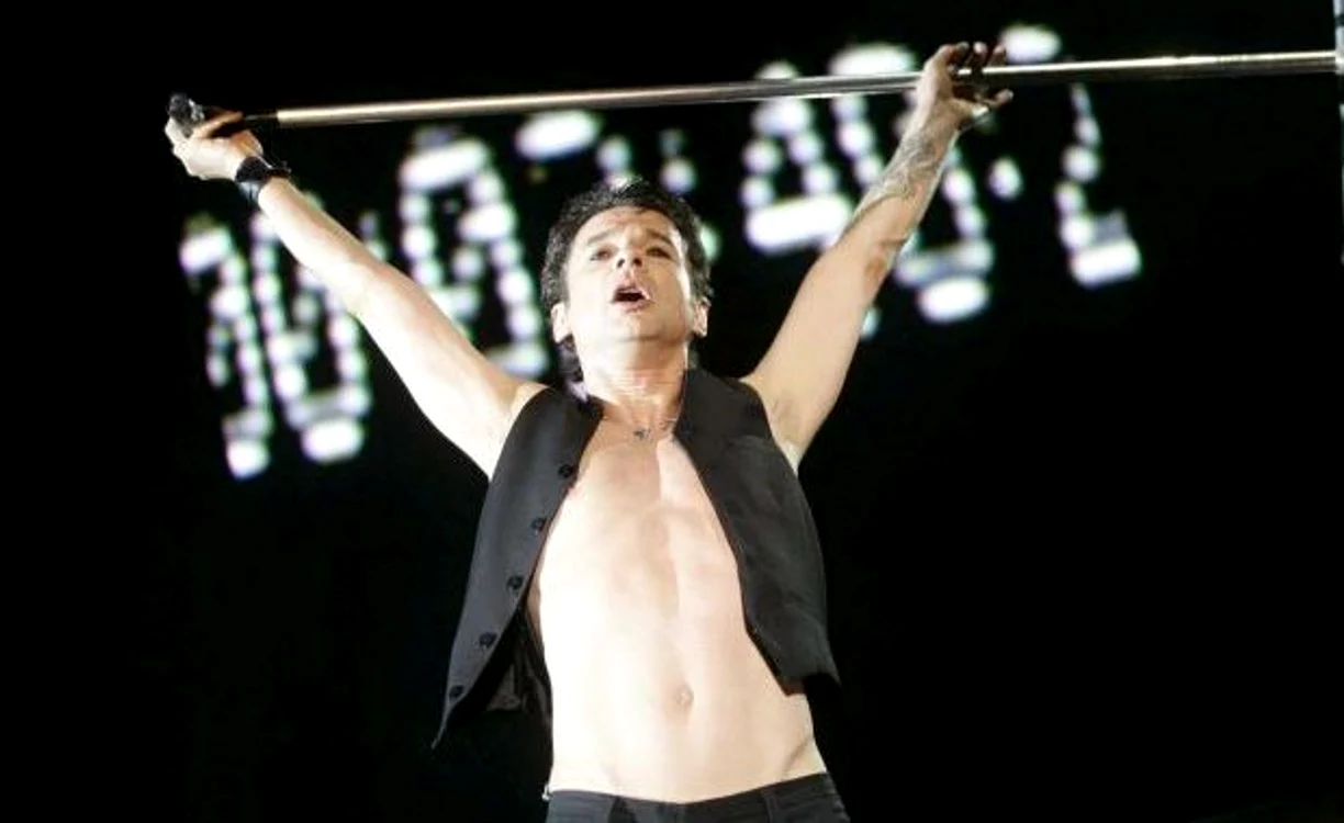 
    Depeche Mode ar fi trebuit să susţină un concert în Bucureşti încă din 2010  