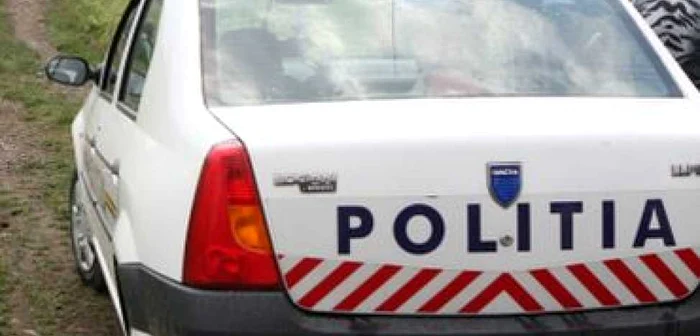 Braşov: O Dacie a trimis un bărbat după gratii