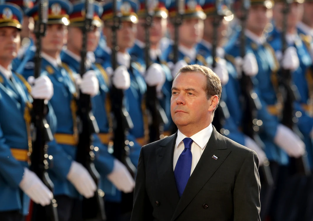 Dmitry Medvedev i-a criticat pe politicienii români 