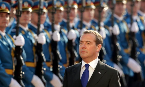 foto1 front medvedev epa efe jpg