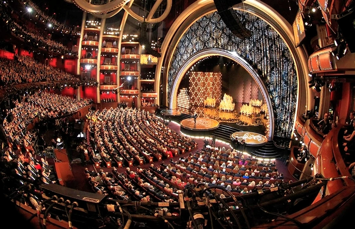 
    Pregătirile de la Dolby Theatre s-au terminatFoto: Click!  
