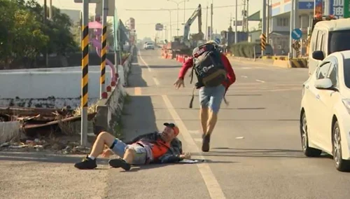 1 alex abagiu cazatura asia express 3 jpg jpeg