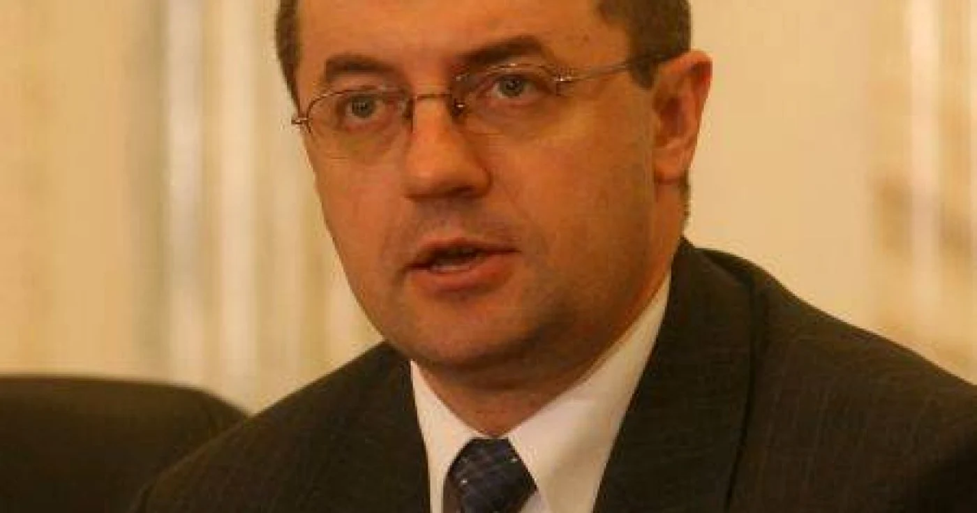 Victor Micula a fost delegat de Guvern să organizeze summitul NATO din 2008