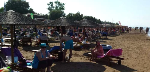 Plajele din Chania sunt pline de turişti veniţi din toată Europa