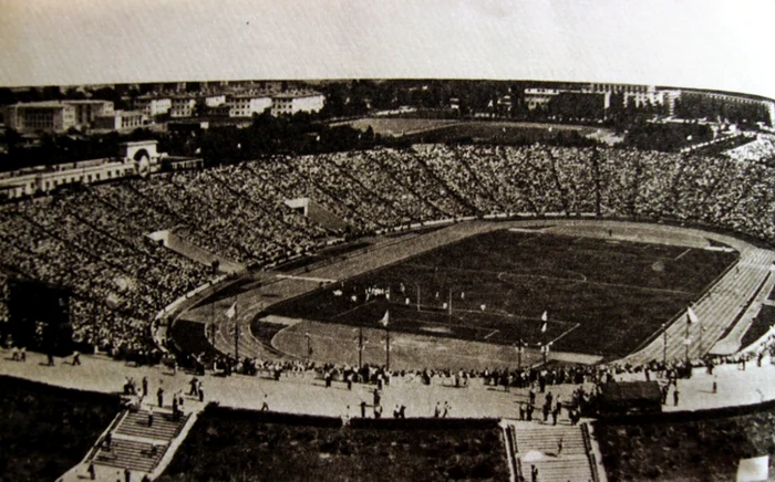 Cel mai mare stadion din România comunistă: Stadionul 23 August. Sursa: Wikipedia.