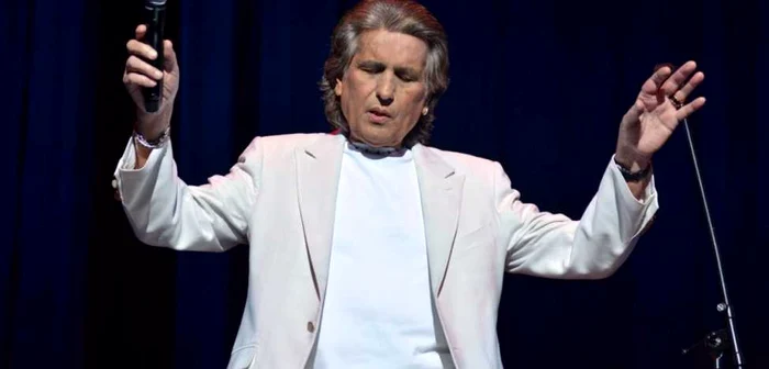 Toto Cutugno, cunoscutul
interpret al melodiilor „L’Italiano“,
„Serenata“ şi „Insieme: 1992“, are un repertoriu de peste
400 de piese şi peste 150 de milioane de discuri vândute la nivel
mondial FOTO Hepta