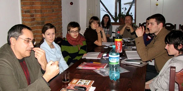 Tabără de creaţie literară, la Moieciu de Jos