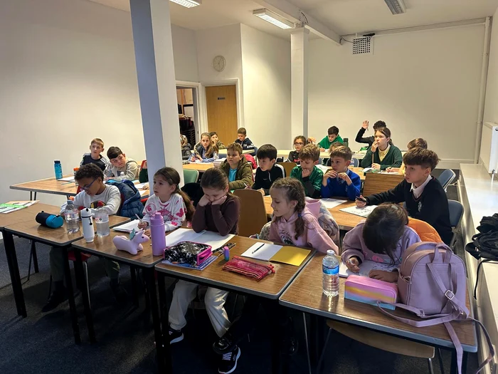 Copiii din diaspora învață limba română la Eagles Football Academy FOTO Eagles Football Academy