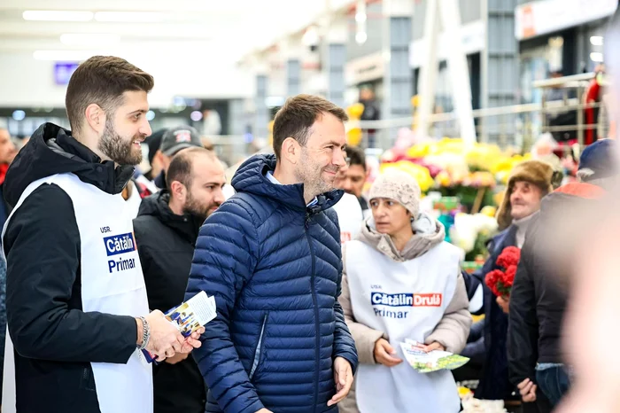 Cătălin Drulă în campanie electorală FOTO: Facebook/Cătălin Drulă