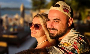 Emi nu se vede deocamdată tătic