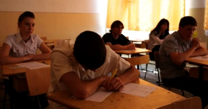 Rezultate la examenele de Evaluare Naţionala. FOTO: Adevărul