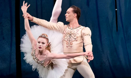 Sara Mearns și Tyler Angle, prim-balerini New York City Ballet.