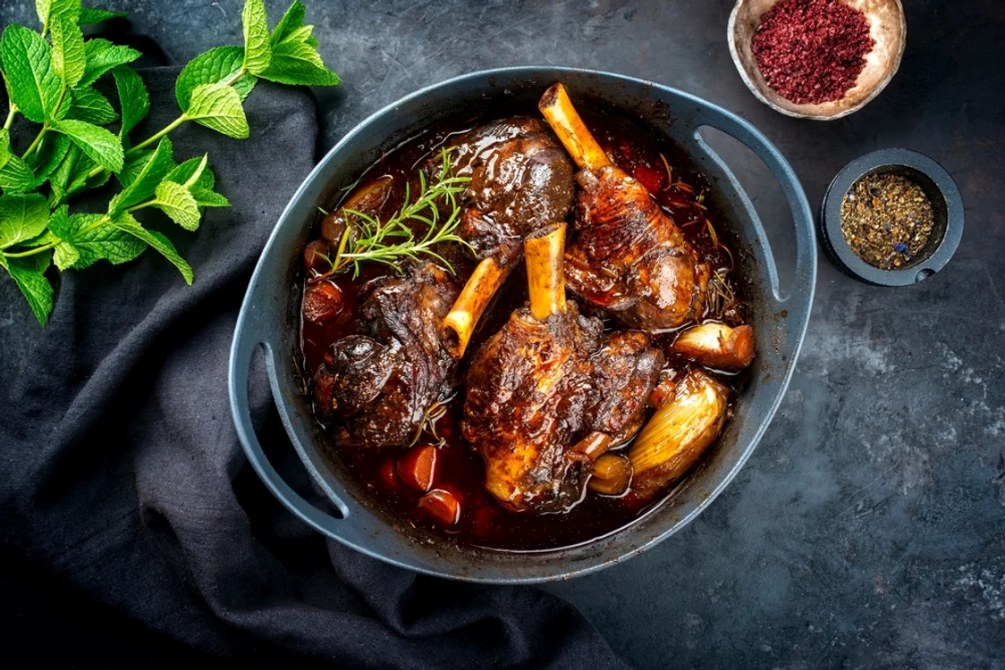 Friptura de miel cu legume  Sursa foto shutterstock 2259947757 jpg