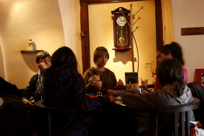 Peste 200 de elevi au fost exmatriculaţi din cauza absenţelor