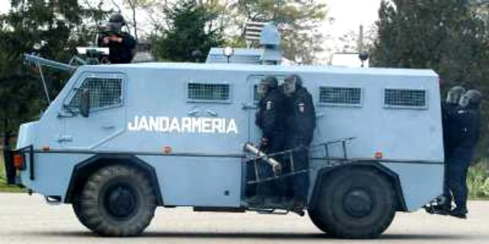 Mâine, se vor desfăşura o serie de exerciţii demonstrative FOTO: Arhivă