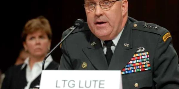 Ambasadorul SUA la NATO Douglas Lute FOTO upi.com