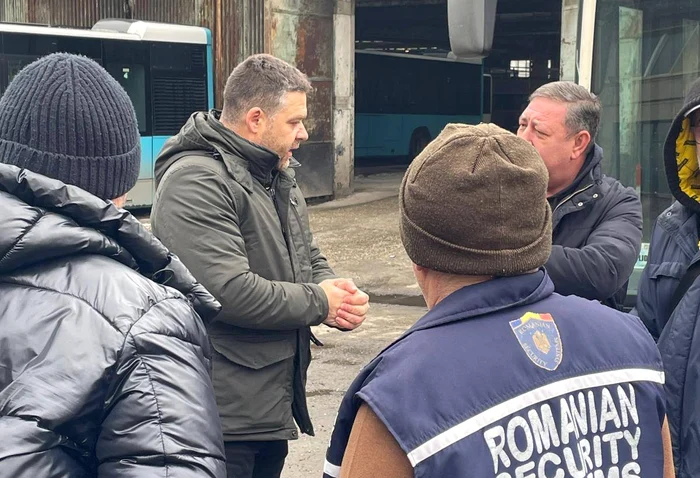 Vizita la Autobaza STB Floreasca a fost una neanunţată . FOTO FB Ciprian Ciucu