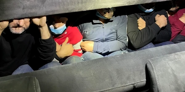 migranti asiatici FOTO DIICOT 3