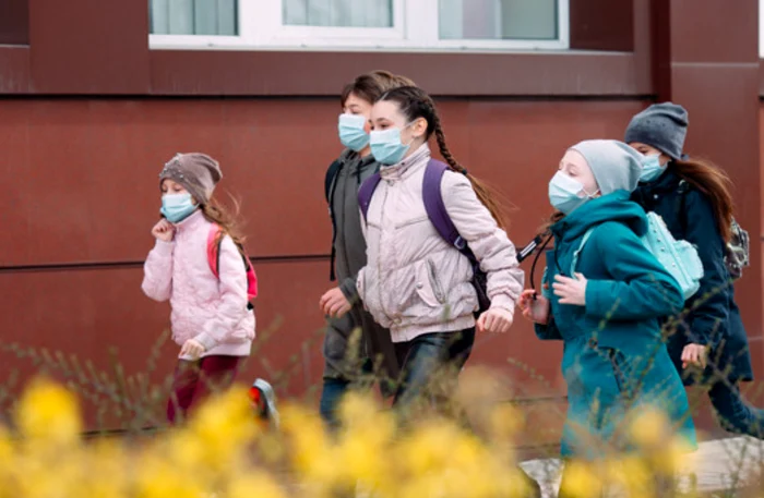 Copiii au reînceput școala luni, 8 noiembrie, după două săptămâni de vacanțăFoto: Shutterstock