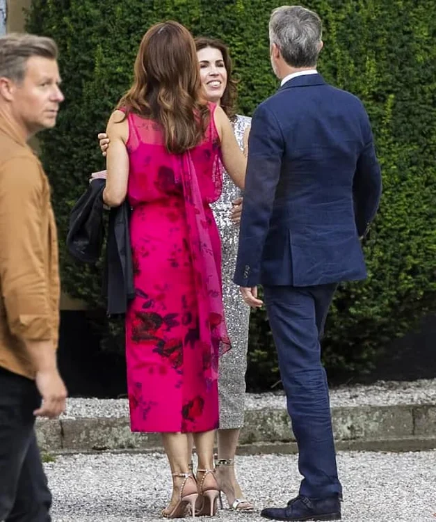 Mary, Frederik, Facebook (2) jpg