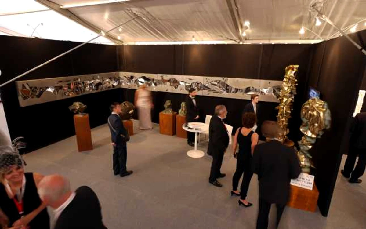 Lucrările artistului român au impresionat la Monaco