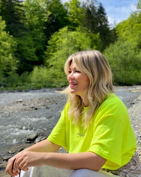 2 gina pistol jpg jpeg