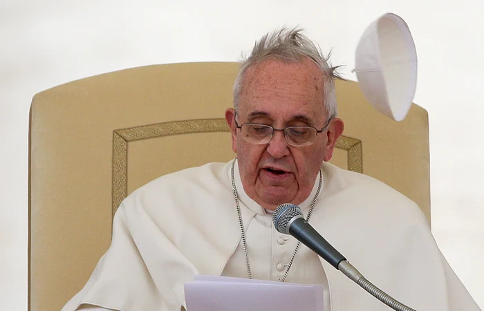 Papa Francisc (foto: Reuters)