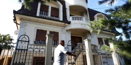 Grandomanie si kitsch pe casele tiganilor timisoreni