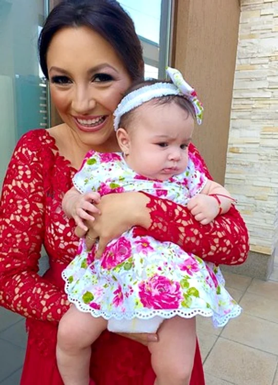 
    Artista nu avea voie să intre  în biserică fără acordul preoţilorFoto: Arhiva personală  