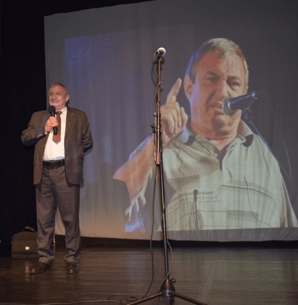  Poetul Spiridon Popescu, sărbătorit la împlinirea vârstei de 70 de ani. Va fi Cetățean de Onoare