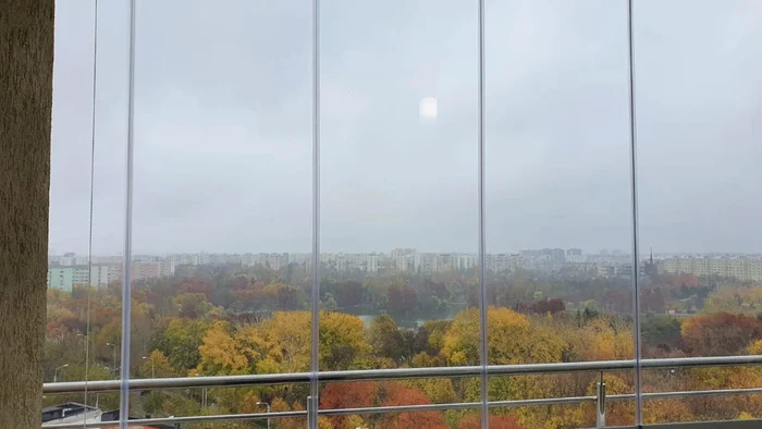inchidere balcon cu sticla jpg