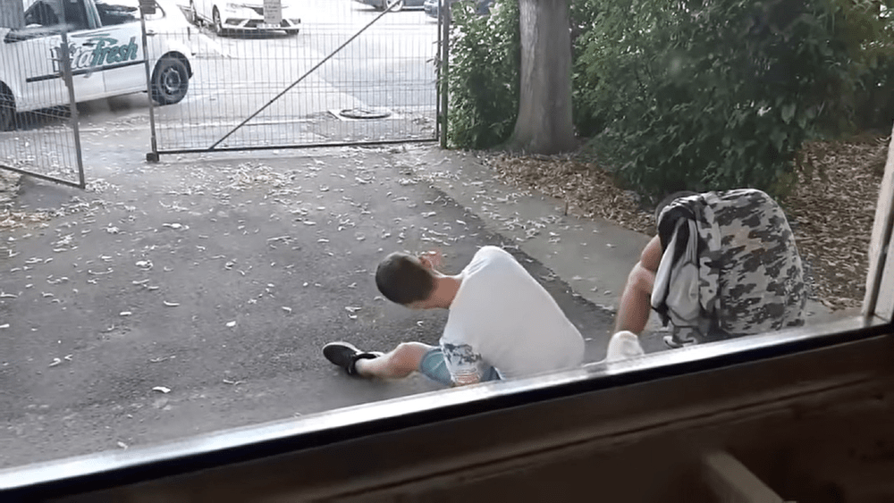 Elevii și drogurile. Simptomele care ar trebui să îi alerteze pe părinți: „Ceva se schimbă la copilul meu“