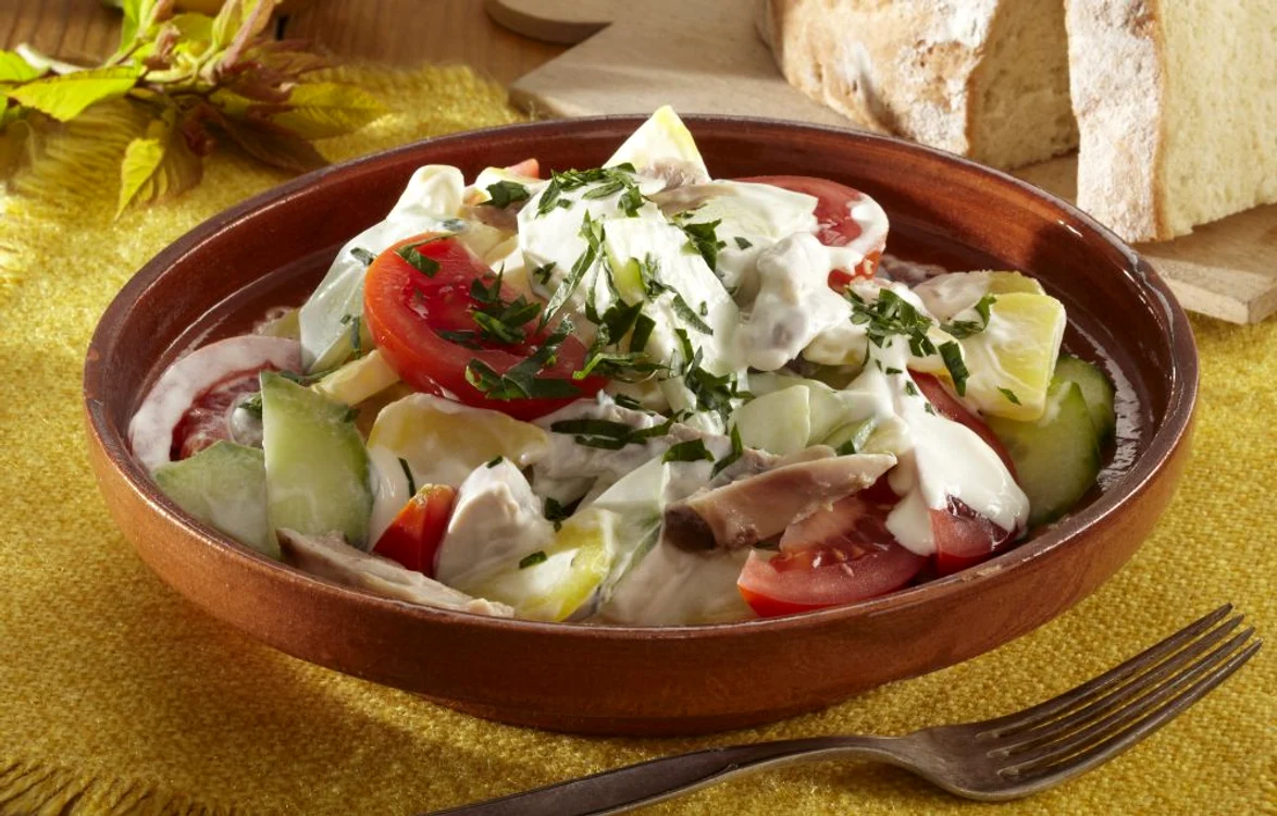 salata mixta de pui jpeg