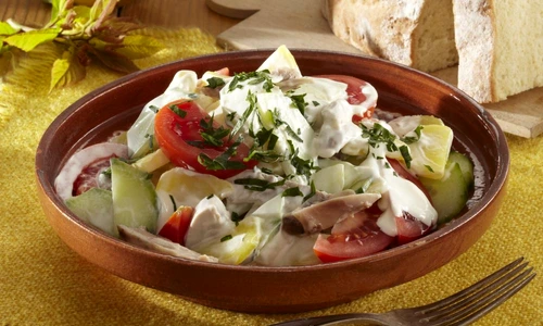salata mixta de pui jpeg