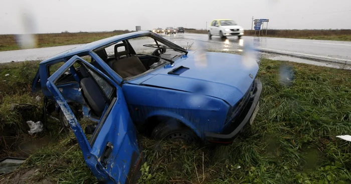 Victimele se zbat între viaţă şi moarte
