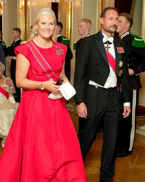 Prințesa Mette Marit și Prințul Haakon, octombrie 2025   Casa Regală norvegiană (2) jpg