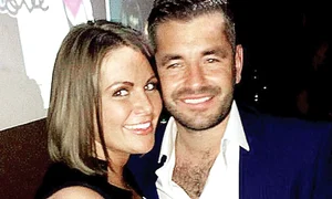 Iubitul ei, Rob, nu este deranjat că elimină litri de sudoare jpeg