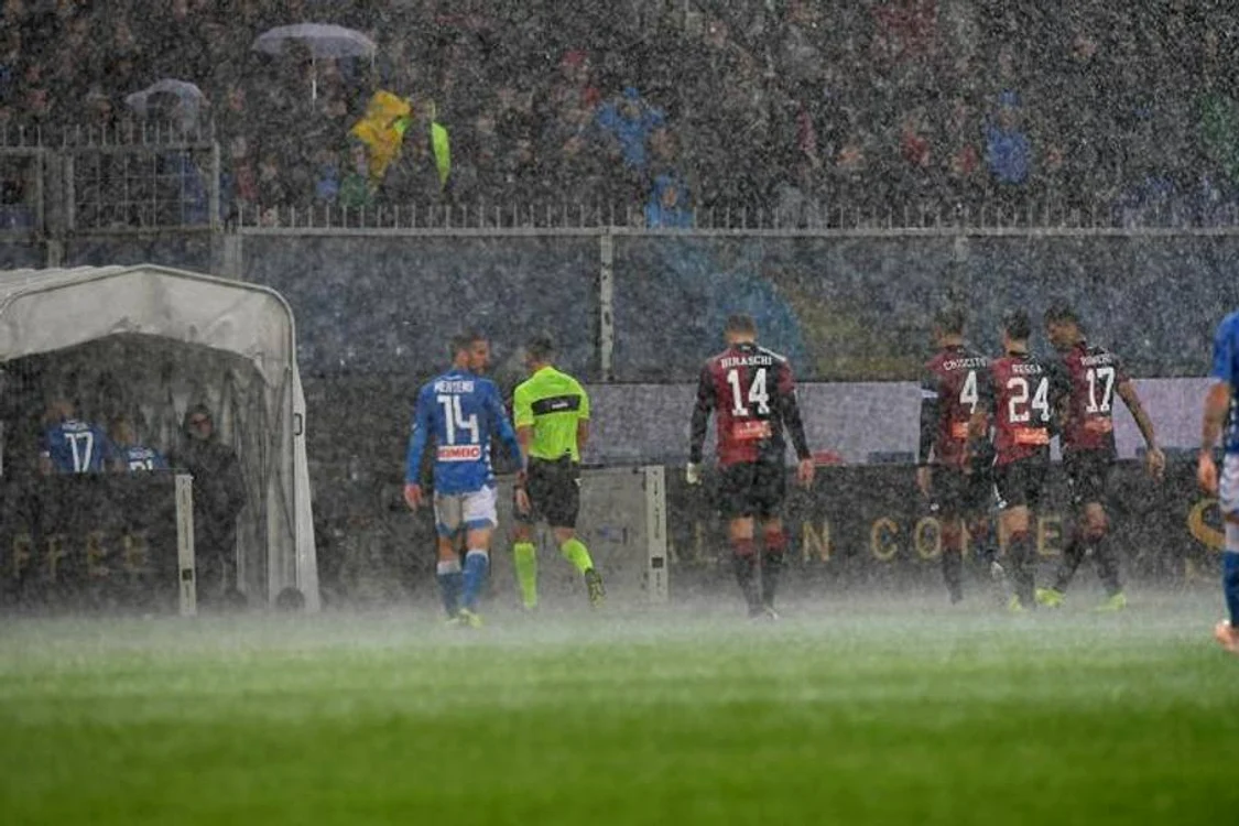 
    Stadionul echipei Boca Juniors a devenit impracticabil  
