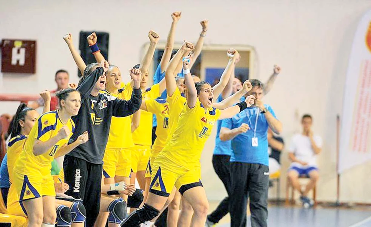 
    Liderul echipei este Bianca BazaliuFoto: EHF  