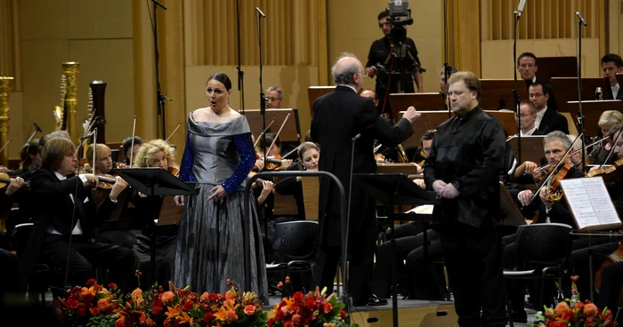 În seara de 16 septembrie, Marek Janowski a condus pentru a doua oară orchestra Rundfunk Berlin, avându-i parteneri în recrearea „Walkiriei“ FOTO: Agerpres