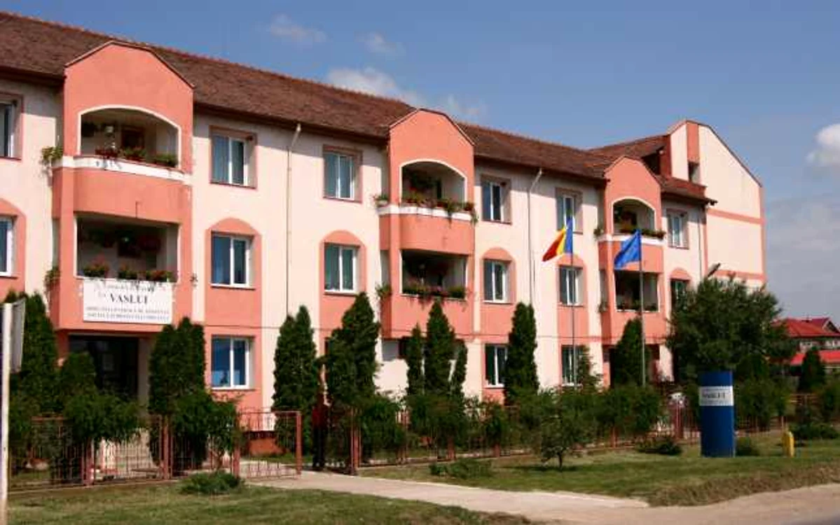 DGASPC Vaslui este condusă de 17 ani de acelaşi director