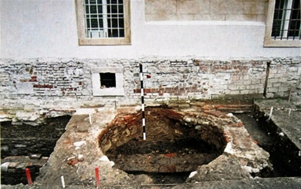 apa cetatea alba iulia